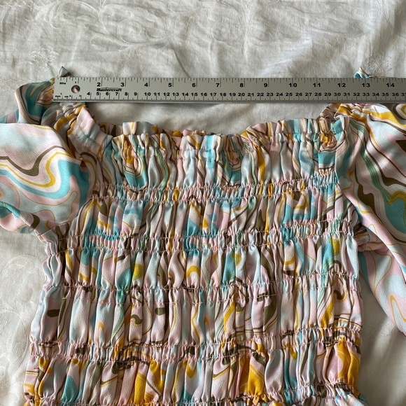 Chenault Women's Abstract Pastel Splash Off Shoulder Bell Sleeve Flared Blouse M - Picture 13 of 16